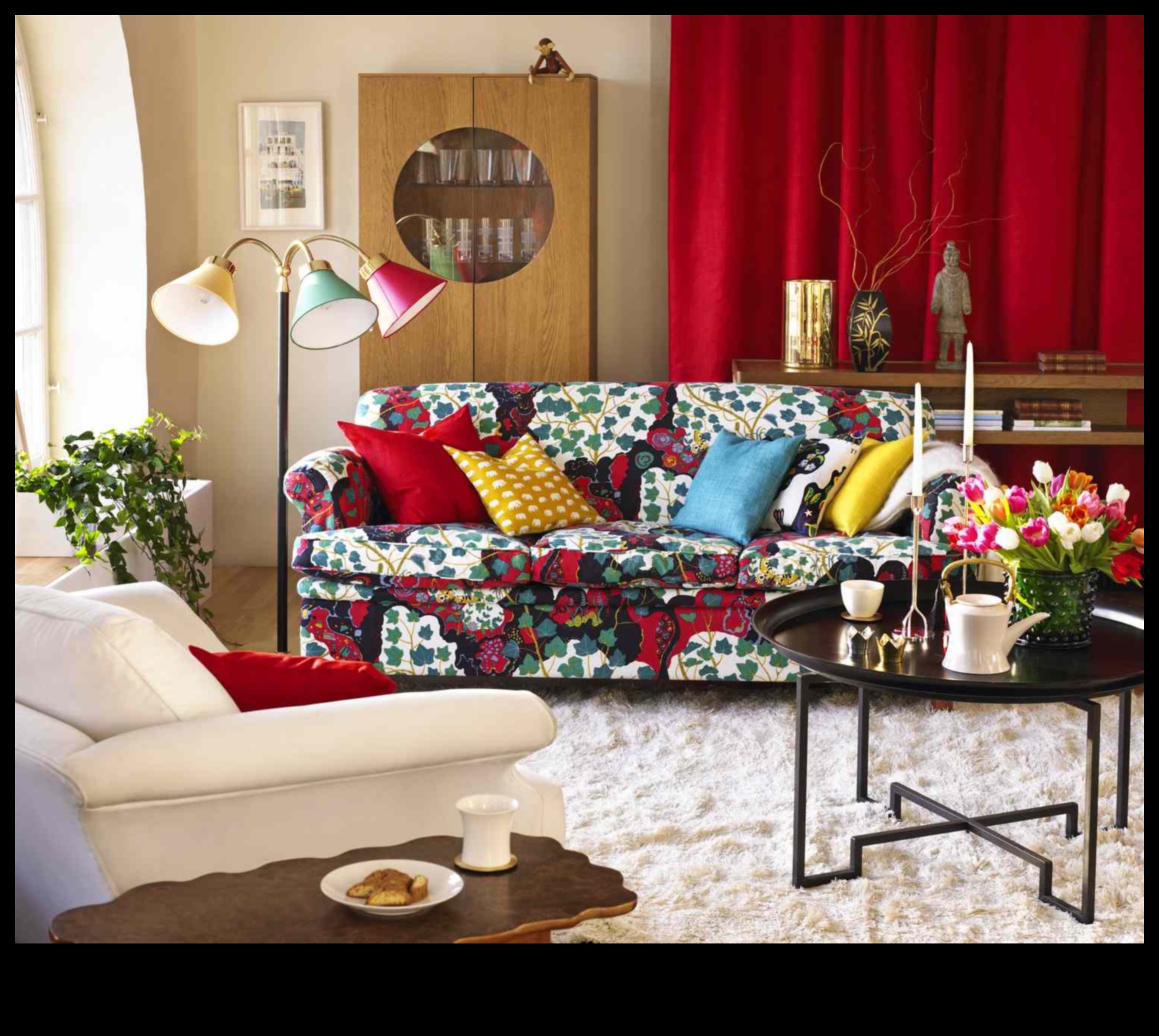 Descoperiți puterea culorilor în decorarea interioară și creați un spațiu armonios